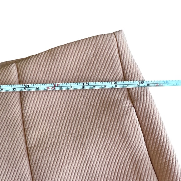 Forever 21 • High Waist Tan Shorts With Pockets • Size M - Picture 5 of 11